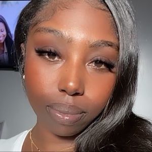 Meet your Posher, Janela